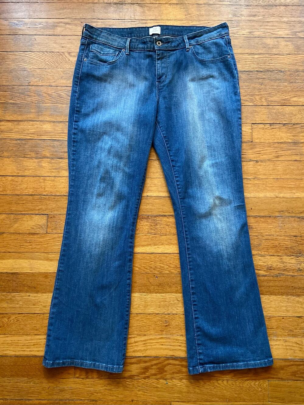 LEVI’S ‘Demi Curve Boot’ Stretch Jeans sz 18w (36)